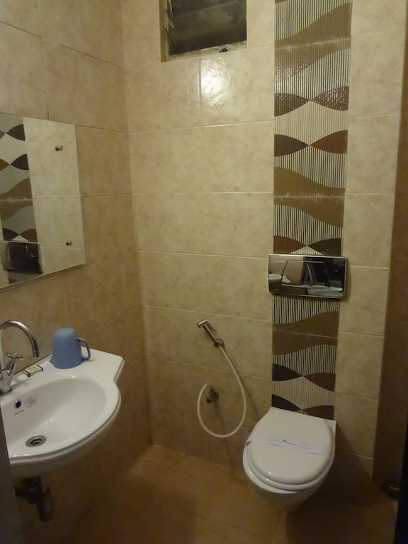 Hotel New Rajdarshan Madikeri Eksteriør bilde