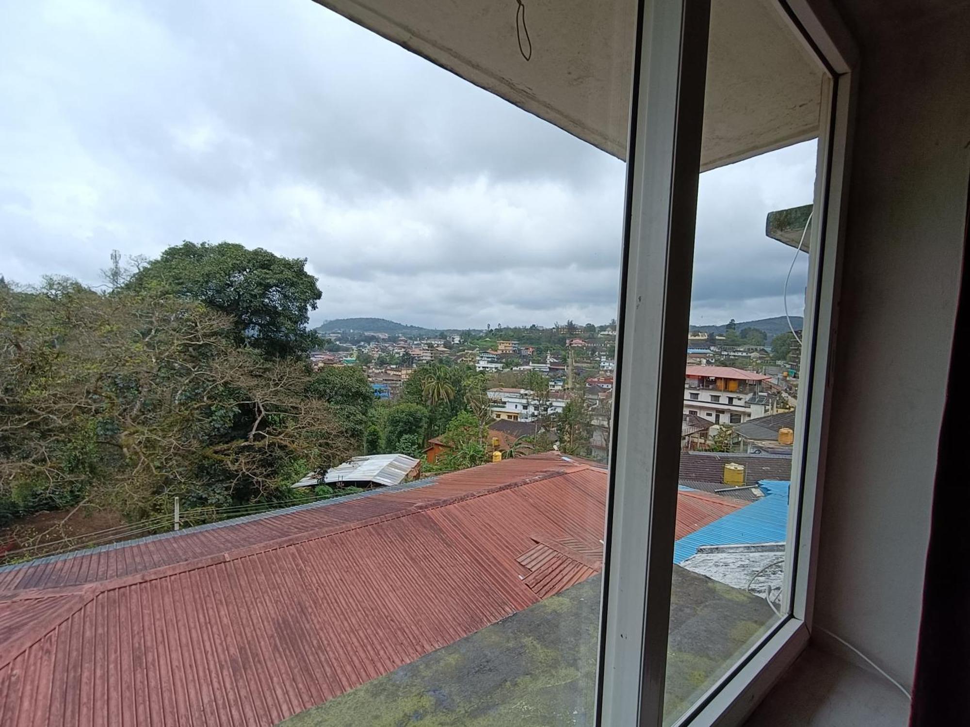 Hotel New Rajdarshan Madikeri Eksteriør bilde