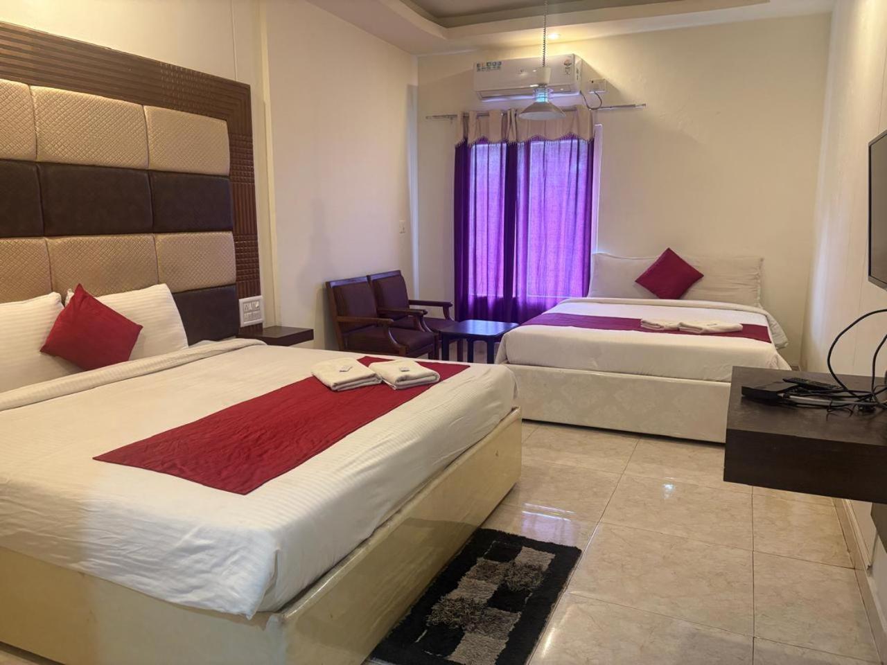 Hotel New Rajdarshan Madikeri Eksteriør bilde