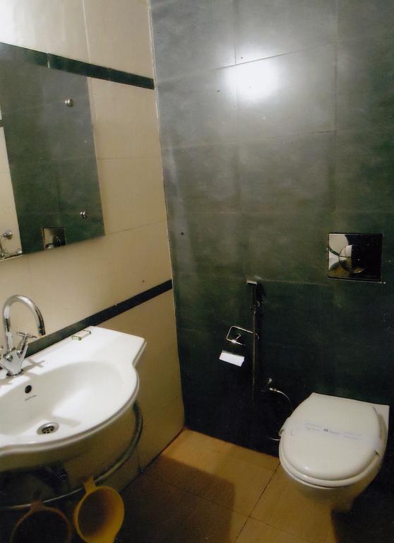Hotel New Rajdarshan Madikeri Eksteriør bilde