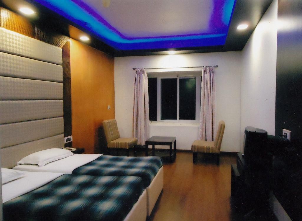 Hotel New Rajdarshan Madikeri Eksteriør bilde
