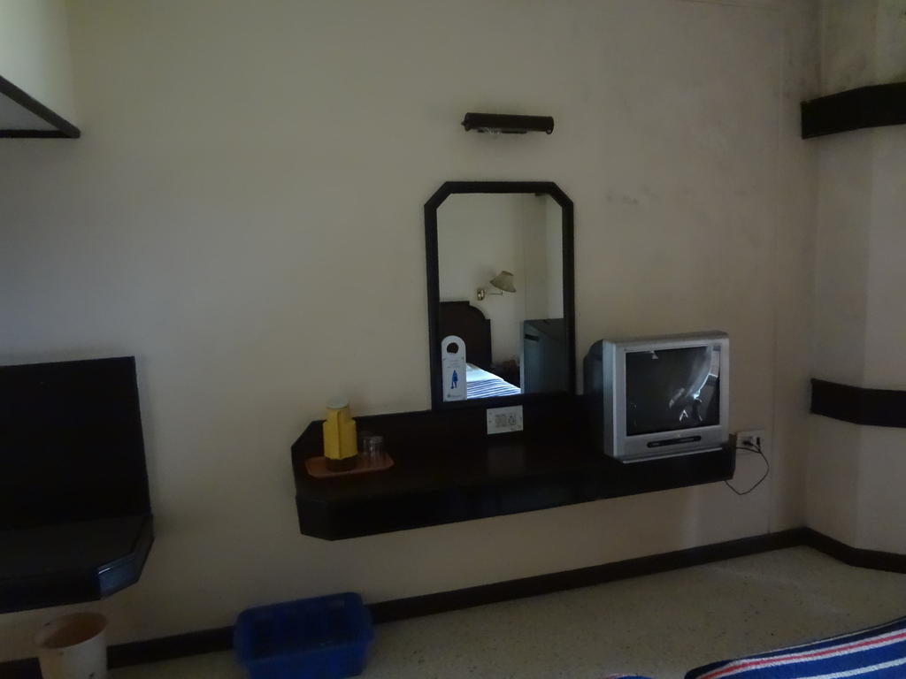 Hotel New Rajdarshan Madikeri Eksteriør bilde
