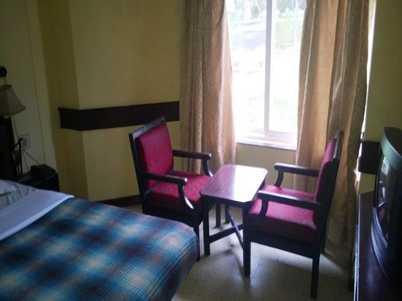 Hotel New Rajdarshan Madikeri Eksteriør bilde