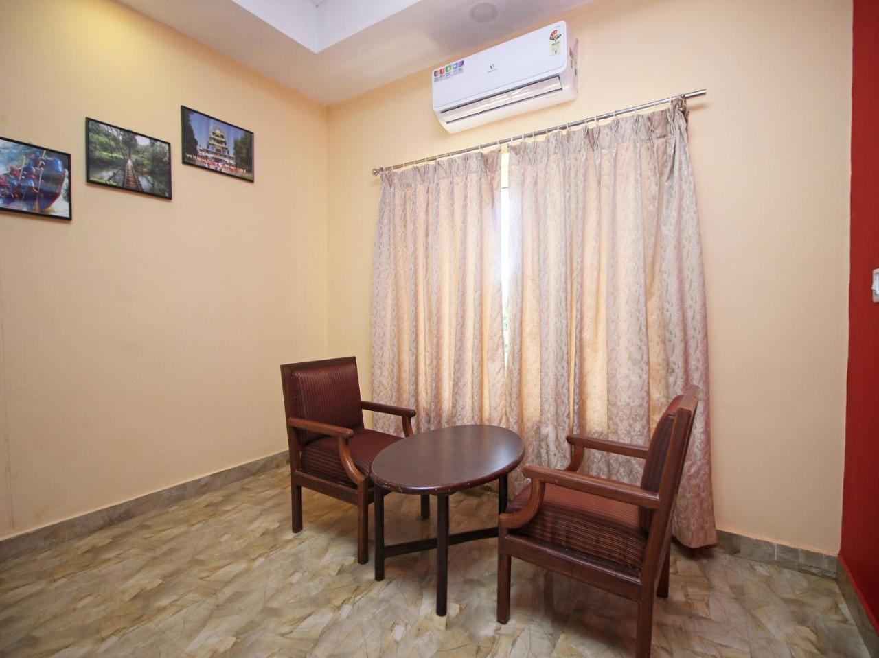 Hotel New Rajdarshan Madikeri Eksteriør bilde