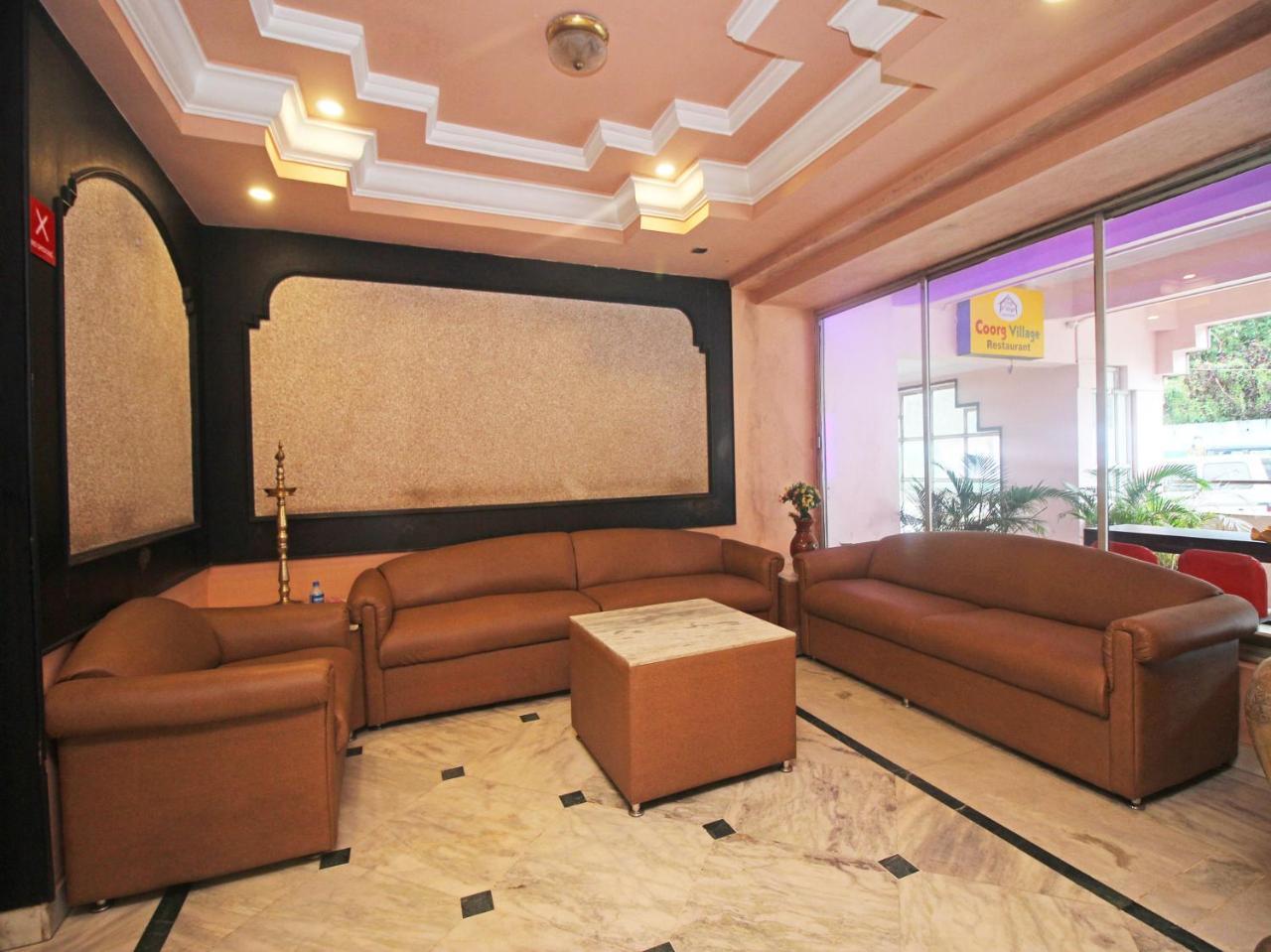 Hotel New Rajdarshan Madikeri Eksteriør bilde