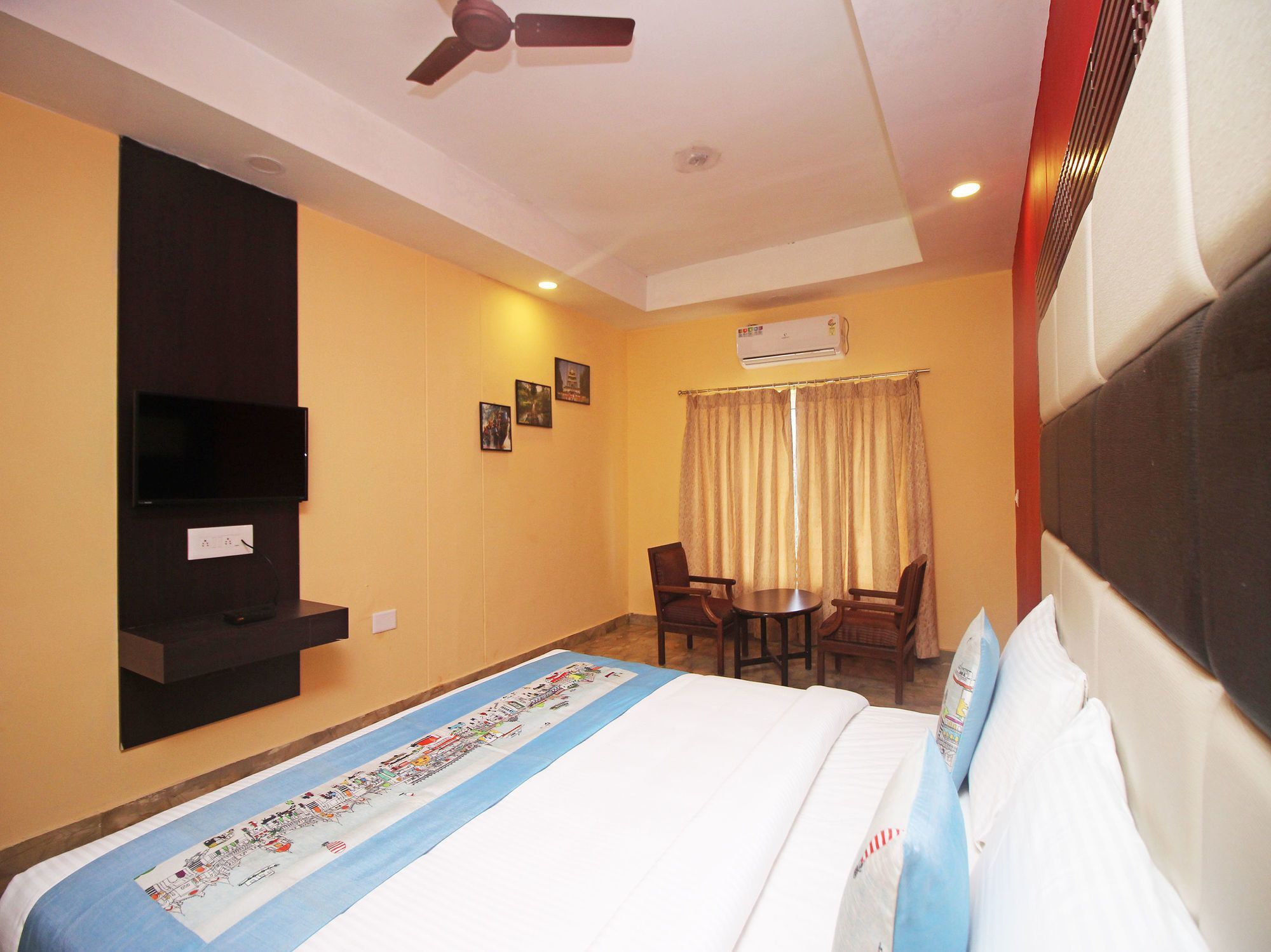 Hotel New Rajdarshan Madikeri Eksteriør bilde